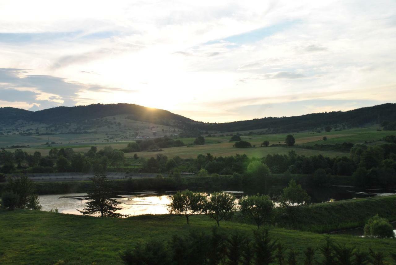 Хотел Планински Кът Dorkovo Exterior photo