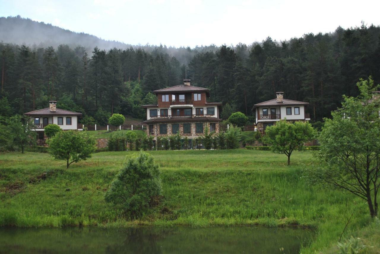 Хотел Планински Кът Dorkovo Exterior photo